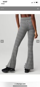 Alo Yoga leggings/ trousers, M new