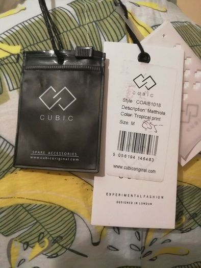 CUBIC Experimental Fashion Designed In London. Ladies Top Size M New With Tags RRP 55 Euro