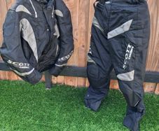 Motorbike trousers + jacket
