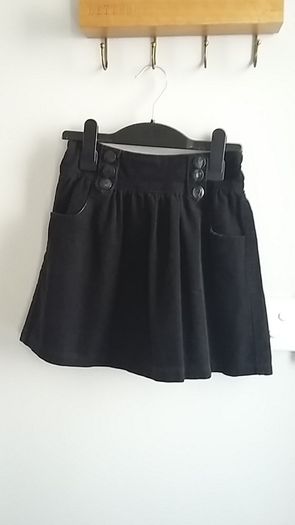 Girl skirt - Age 8
