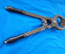 Burdizzo Castrator