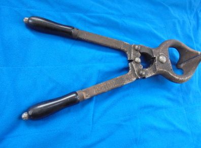 Burdizzo Castrator