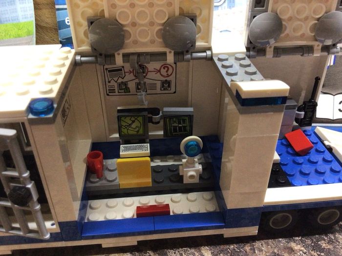 lego police command centre
