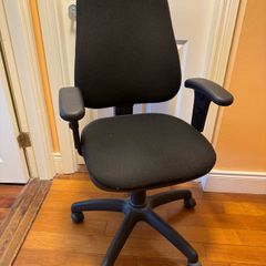 Desk chair
