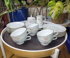 Arklow Pottery Tara Brooch Tea/Coffee Sey