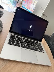 Macbook