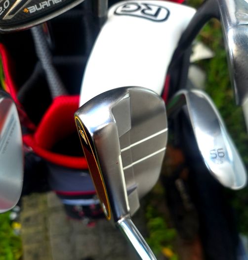Set of Taylormade Golf Clubs