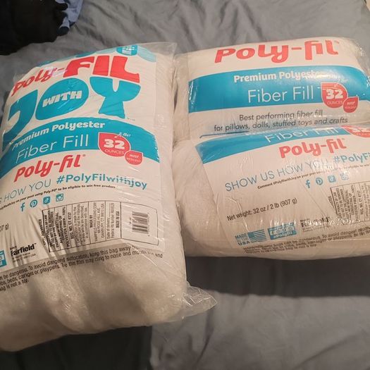 Poly-fil fiber fill