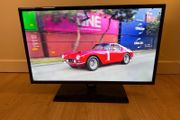 Samsung 32-Inch HD TV (Chromecast included)