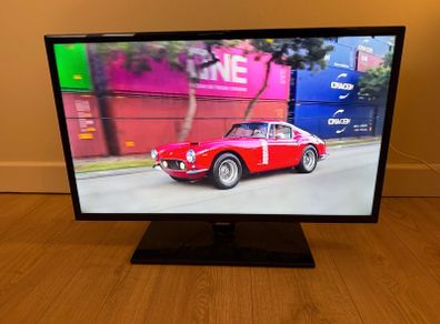 Samsung 32-Inch HD TV (Chromecast included)