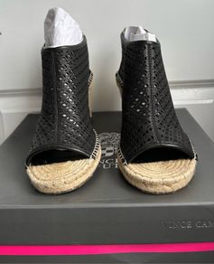 Vince Camuto wedges - sz 6/6.5
