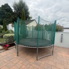 Trampoline
