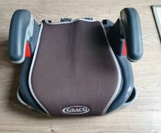 car seat booster
