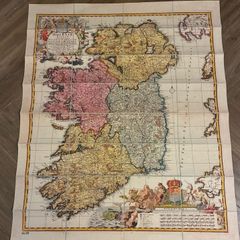 Hiberniae Regnum foldable map of Ireland Nicolaes Visscher II