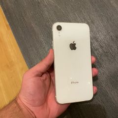 iPhone XR 64GB Unlocked offer or Swap for Guitar!