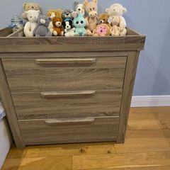 Mamas and Papas Franklin changing table/dresser