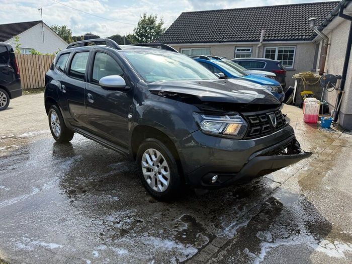 231 Dacia duster 1.5 diesel, low kms