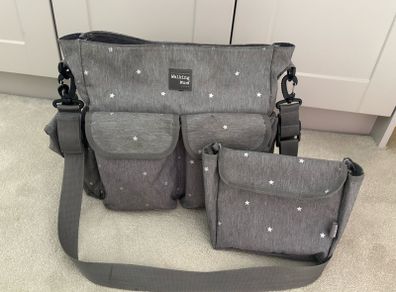 Walking mum changing bag