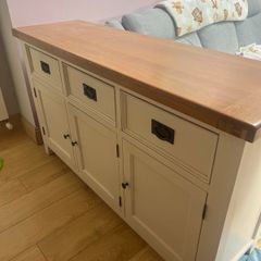 Sideboard