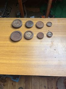 8 old scales weighs