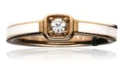 Brand new Glamira 9k rose gold ring with box