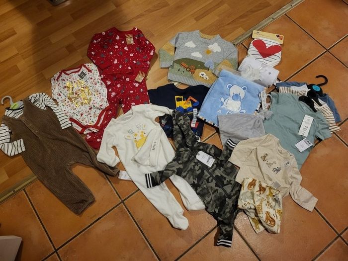 Baby clothes
