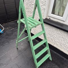 Vintage folding 4 step  painted solid wooden ladder