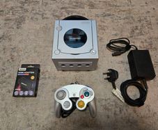 Nintendo GameCube Console Silver Controller | HDMI Adapter | Power Supply