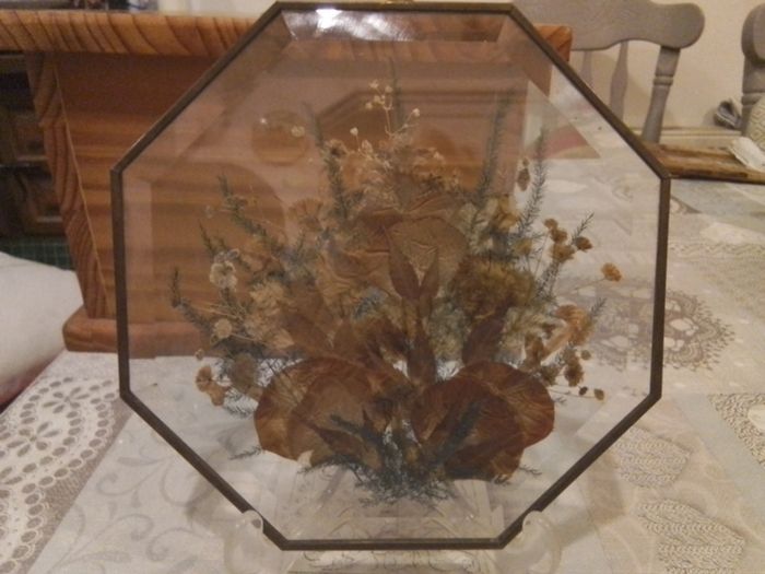 Glass Pressed Flower Hexagonal Wall Decor
