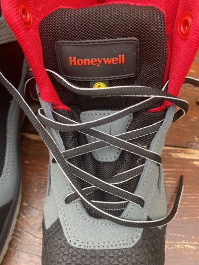 Honeywell Safety Boots size 6/39