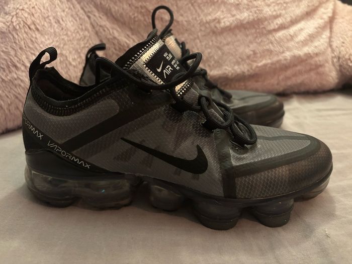 Nike Air VaporMax Triple Black 2019 Trainers Size 5