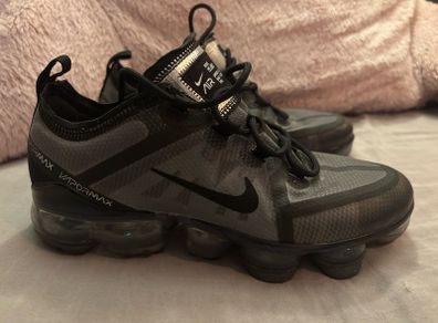 Nike Air VaporMax Triple Black 2019 Trainers Size 5