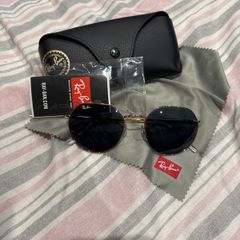 Ray-Ban