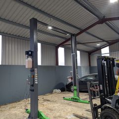 2 Post 4 Ton Clear floor lift