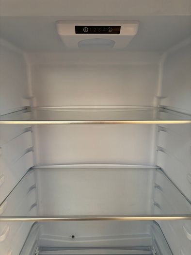 Integrated Fridge / Freezer (Hoover) 70/30