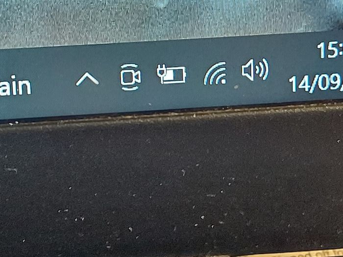 DELL Latitude 5490, Intel Core i5-7300U CPU, 2.71GHz. 8GB Ram, 256GB SSD, Windows 10 Pro, Microsoft Edge, Chrome and VLC