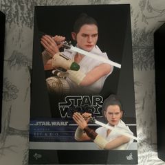 Hot toys rise of skywalker rey