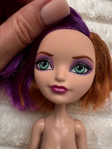 Ever After High Doll Poppy O'Hair 1st Chapter Used Please see photos