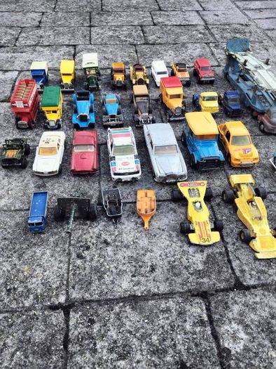 toys
