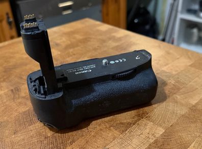 canon battery grip