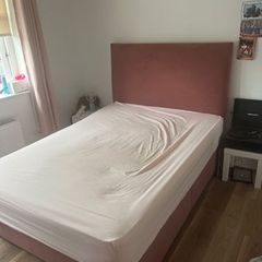 bed double includes headboard and mattress