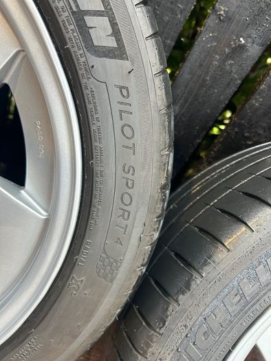 17" Mercedes AMG Aero Alloys with Michelin Tires