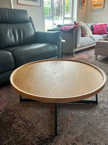 Stunning Meadows & Byrne oak circular coffee table.