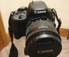 Canon 100d Camera 18-55mm STM Lens