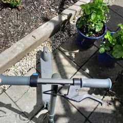 electric kids scooter