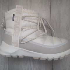 The North Face Women's ThermoBall Lace Up boots