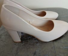 Women's boots,size 6