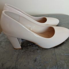 Women's boots,size 6