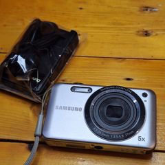 Samsung ES78 14.2MP Digital Camera 3 Months Warranty