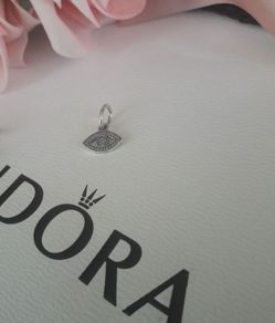 new pandora charm/pendant charm
